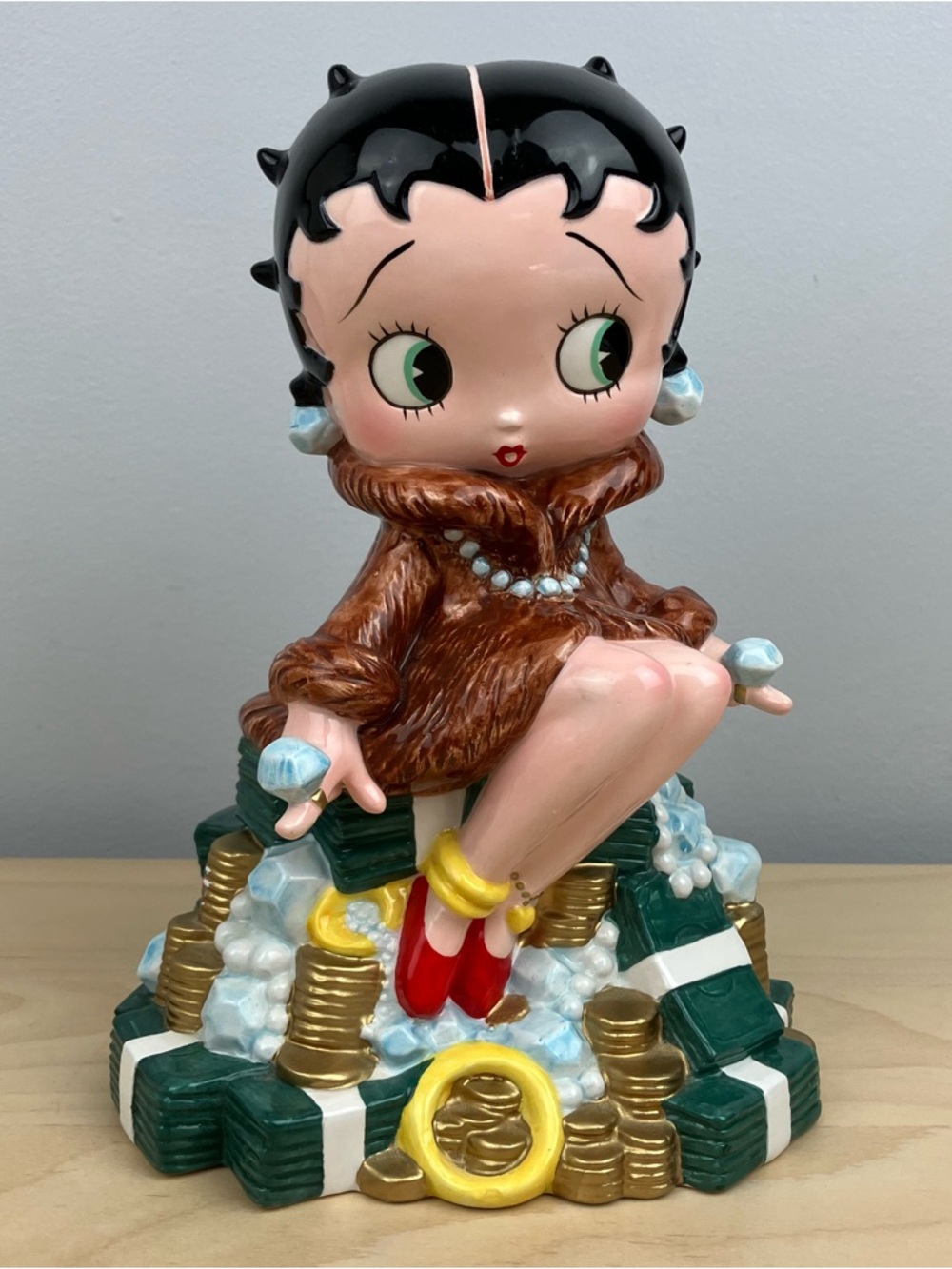 Vintage Betty Boop Ceramic Coin Piggy Bank 2000 King Productions